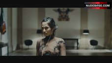 4. Elodie Yung Sexy – District 13: Ultimatum