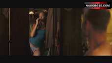 Jessica Alba Hot Scene – Into The Blue