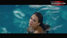 3. Jessica Alba Swiming in the Pool – Some Kind Of Beautiful