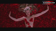 6. Mena Suvari Hot Dream – American Beauty