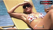 Holly Madison in Bikini – Holly'S World