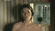 2. Denise Virieux Shows Boobs in Sauna – Einsatz Mord - Kommissarin Fleming Und Der Mord Vor Der Kamera