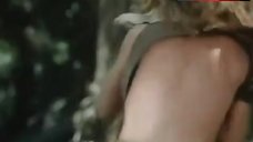 8. Penelope Reed Boobs Scene – Amazons