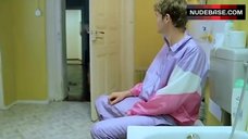 10. Lavinia Wilson Boobs Scene – Gun-Shy