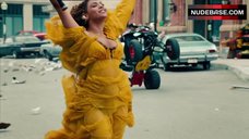 4. Beyonce Knowles Sexy in Yellow Dress – Lemonade