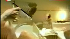 6. Bernadette Heerwagen Nude in Bath Tub – Geht Nicht Gibt'S Nicht