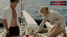 5. Elizabeth Banks Hot Scene – Swept Away