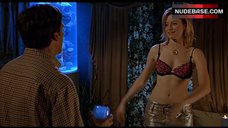 2. Elizabeth Banks in Bra – The 40-Year-Old Virgin