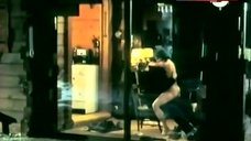 4. Marianne Anska Sex on Chair – Le Danger D'Aimer