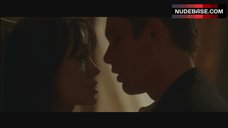 3. Angelina Jolie Sex Scene – Taking Lives