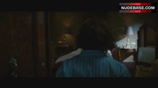 2. Angelina Jolie Intim Scene – The Tourist