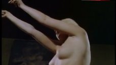 9. Greta Thorwald Boobs Shaking – Mondo Topless