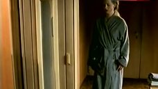 2. Janina Flieger Nude in Sauna – Unschuldige Biester