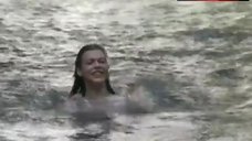 7. Milla Jovovich Pokies Through Wet Blouse – Return To The Blue Lagoon