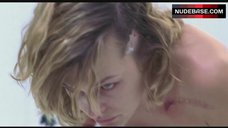 3. Milla Jovovich Flashes Tits and Pussy – Resident Evil