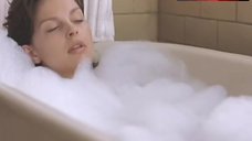 7. Ashley Judd Naked in Hot Tub – Eye Of The Beholder