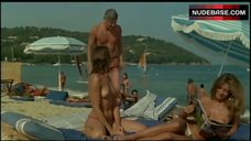 9. Valerie Kaprisky Topless on Beach – L' Annee Des Meduses