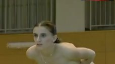 1. Claudia Presecan Bare Tits on Gym – Gold Bird