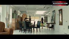 Zooey Deschanel Hot Scene – Gigantic