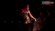 10. Queen Latifah Decollete – Chicago