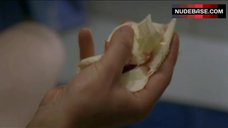 8. Henriette Heinze Pussy Scene – Auftauchen