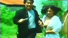 9. Ara Mina Bouncing Boobs – Tatapatan Ko Ang Lakas Mo