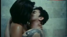 4. Ynez Veneracion Sex in Bath Tub – Huwag Mong Takasan Ang Batas