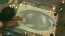 1. Ynez Veneracion Nude in Hot Tub – Dama De Noche
