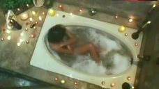 3. Ynez Veneracion Nude in Hot Tub – Dama De Noche