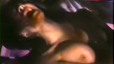 6. Ana Capri Shows Nude Breasts – Sa Paraiso Ni Efren