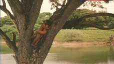 4. Klaudia Koronel Sex on Tree – Tuhog