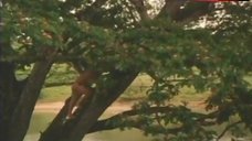 9. Klaudia Koronel Sex on Tree – Tuhog