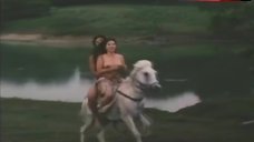 6. Klaudia Koronel Riding Topless – Tuhog