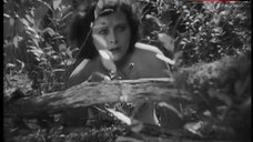 4. Hedy Lamarr Uotdoor Nudity – Ecstasy