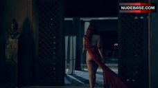 10. Lucy Lawless Ass Scene – Spartacus