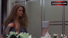 4. Jennifer Jason Leigh Shows Naked Tits – Eyes Of A Stranger