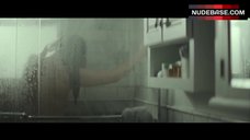 5. Juliette Lewis Nude in Shower – Kelly & Cal