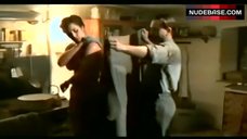 5. Nina Kunzendorf Full Frontall – Verlorenes Land