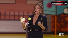 7. Jennifer Lopez Decollete – Mtv Movie Awards