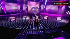6. Jennifer Lopez Hot on Stage – X Factor (France)