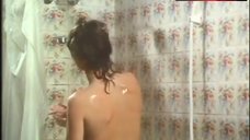 2. Gillie Beanz Nude under Shower – The Stabilizer