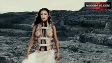 5. Salma Hayek Boobs Scene – Frida