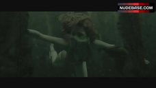 6. Hot Clemence Poesy in Underwater – Harry Potter And The Goblet Of Fire