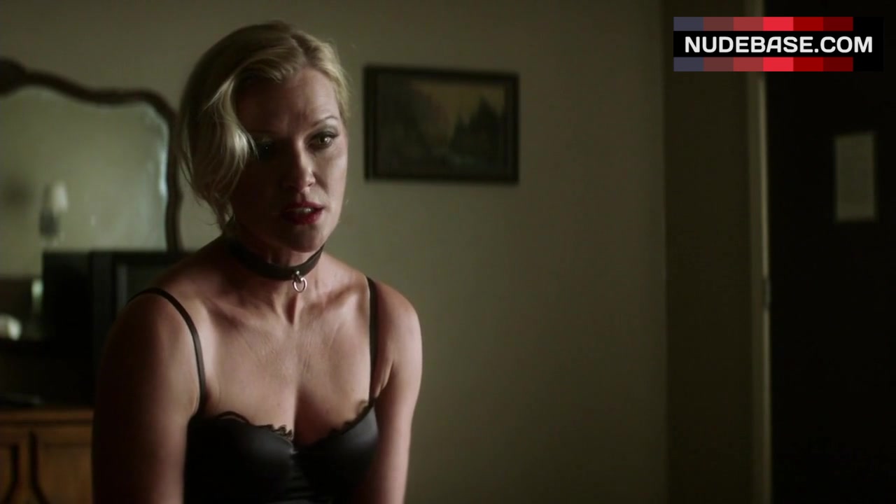 Gretchen Mol Sexy Scene image picture