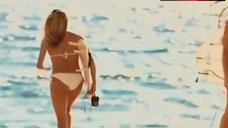 7. Demi Moore Bikini Scene – Charlie'S Angels: Full Throttle
