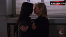 6. Marika Dominczyk Lesbian Kissing – Grey'S Anatomy