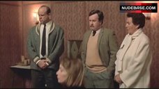 2. Thandie Newton Boobs Scene – Flirting