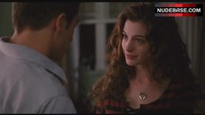 9. Anne Hathaway Hot Scene – Love And Other Drugs