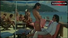 4. Barbara Nielsen Bikini Scene – L' Annee Des Meduses