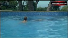 6. Barbara Nielsen Full Nude in Pool – L' Annee Des Meduses